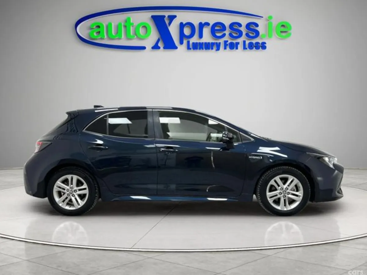 Toyota Corolla Hatchback, Petrol Hybrid, 2020, Blue