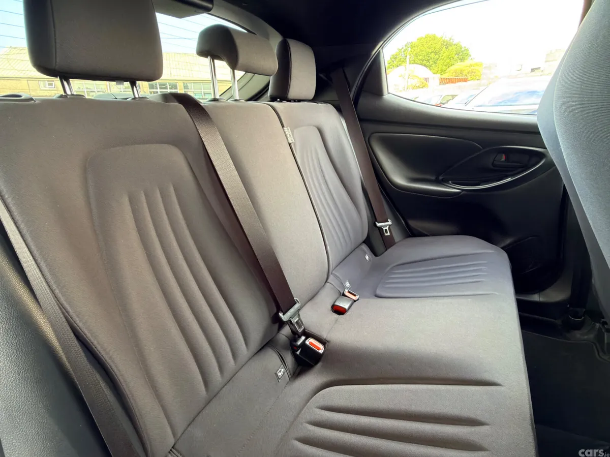 Toyota Yaris Hatchback, Petrol Hybrid, 2025, White