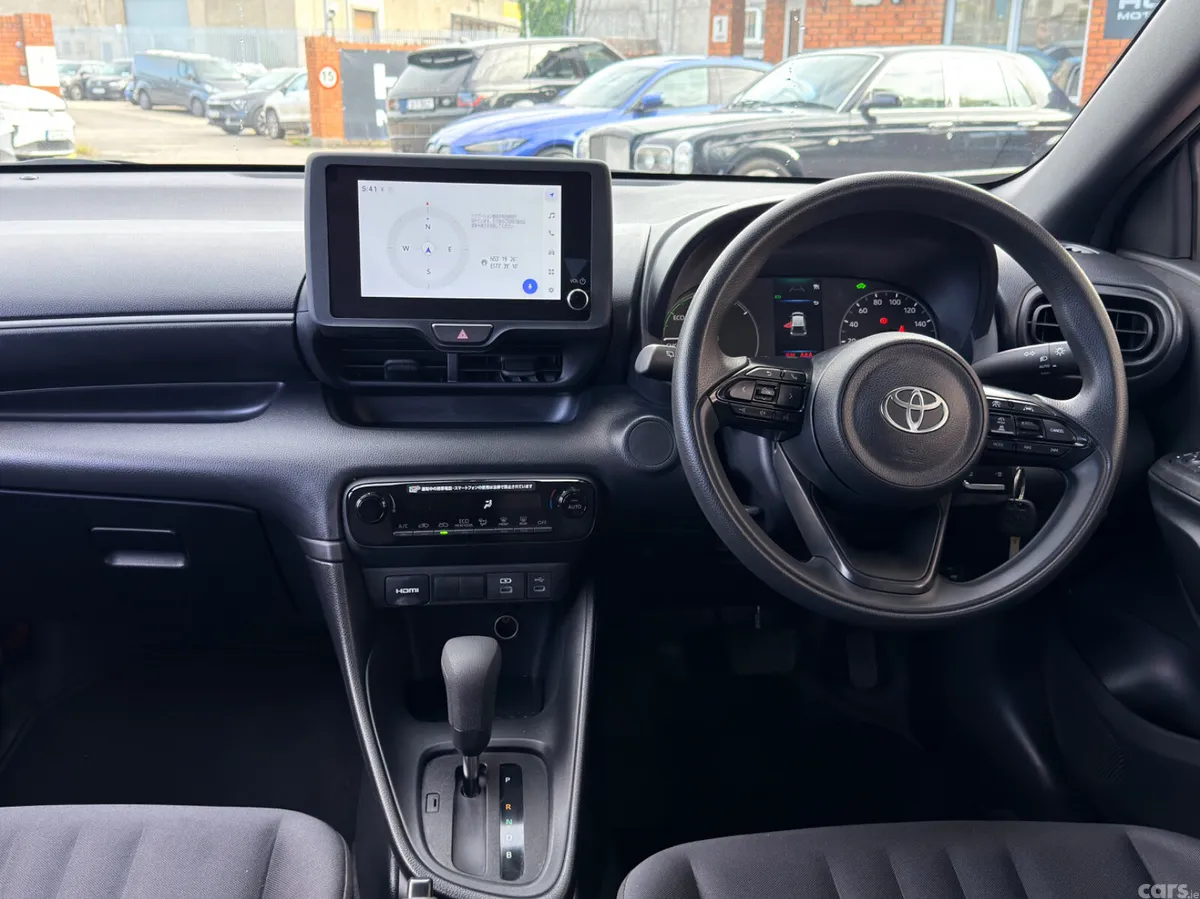 Toyota Yaris Hatchback, Petrol Hybrid, 2025, White