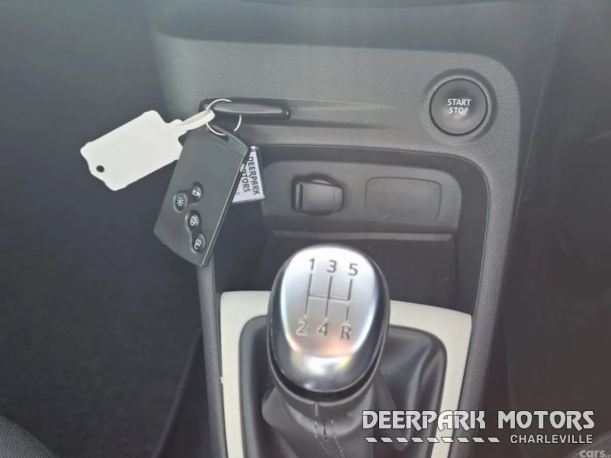 Renault Captur Hatchback, Diesel, 2019, Blue