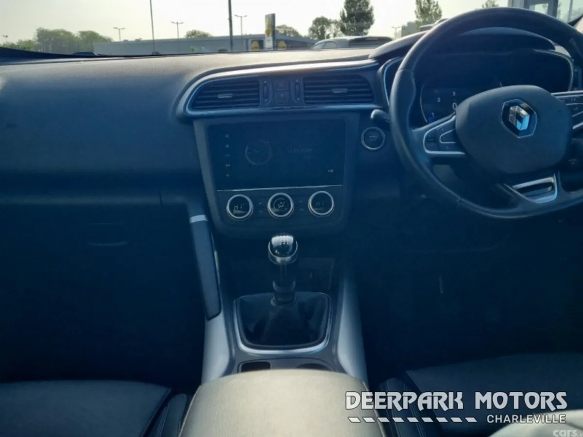 Renault Kadjar SUV, Diesel, 2019, Red