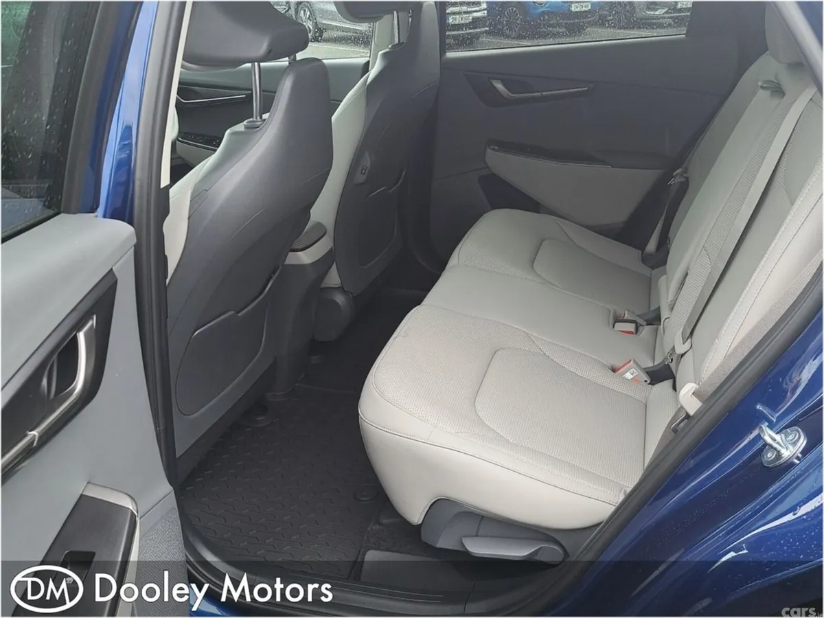 Kia EV6 MPV, Electric, 2026, Blue