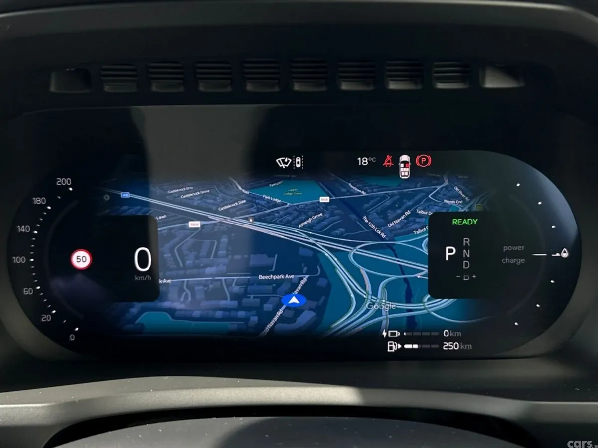Volvo XC90 SUV, Petrol Plug-in Hybrid, 2025, Grey