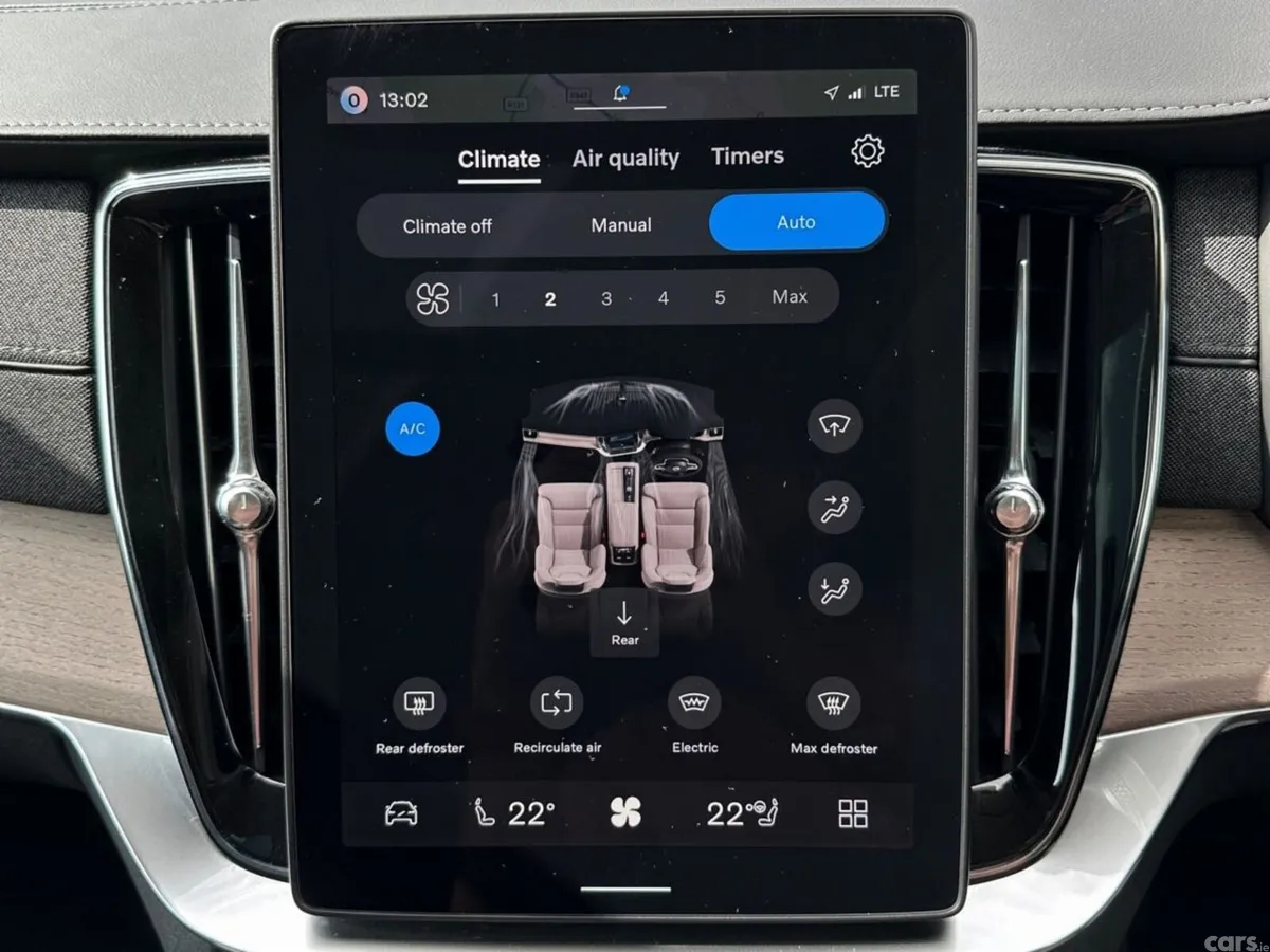 Volvo XC90 SUV, Petrol Plug-in Hybrid, 2025, Grey