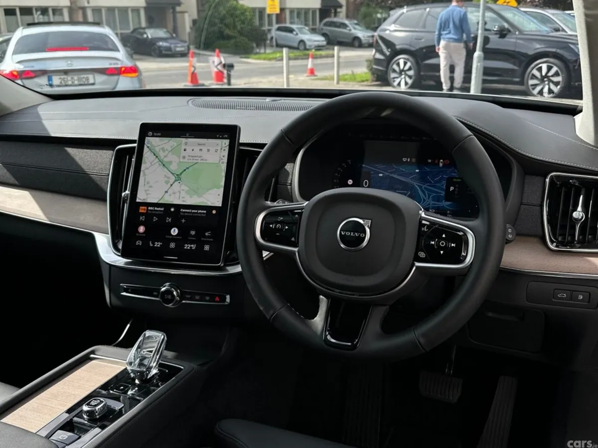 Volvo XC90 SUV, Petrol Plug-in Hybrid, 2025, Grey