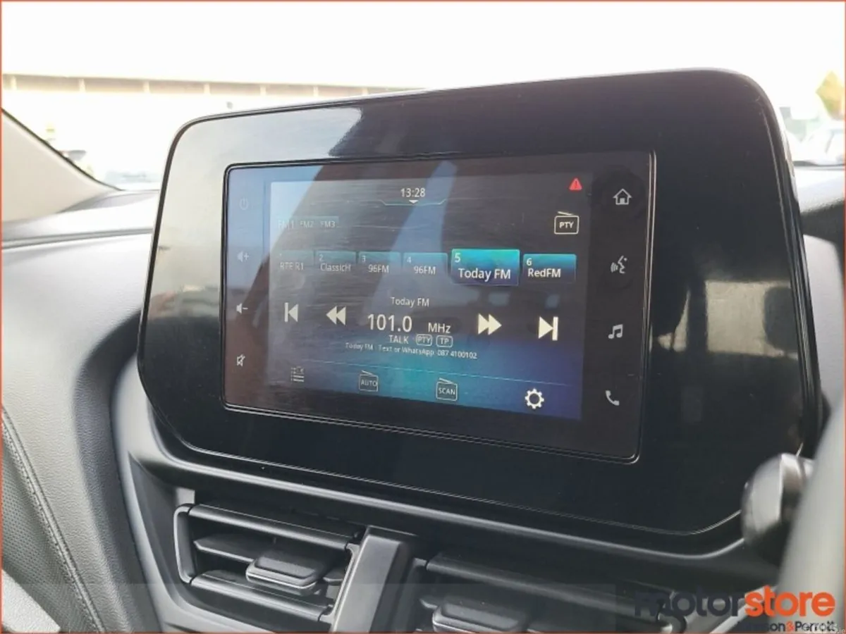 Suzuki SX4 SUV, Petrol Hybrid, 2023, Grey