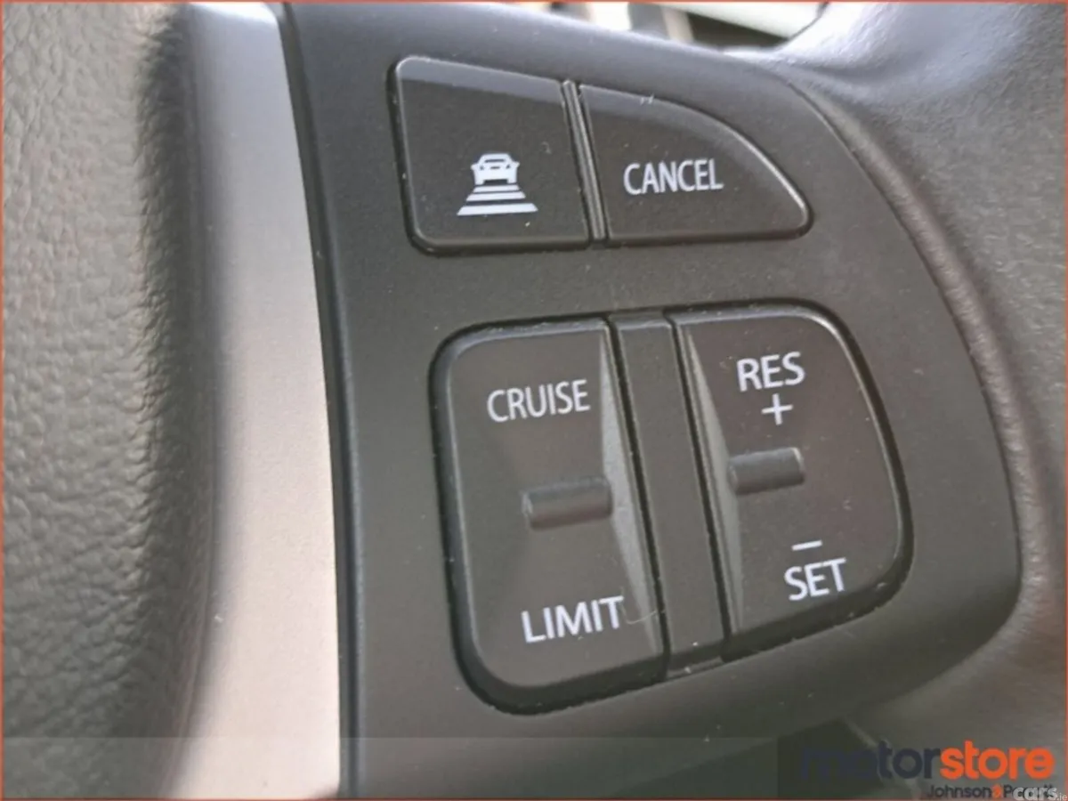 Suzuki SX4 SUV, Petrol Hybrid, 2023, Grey