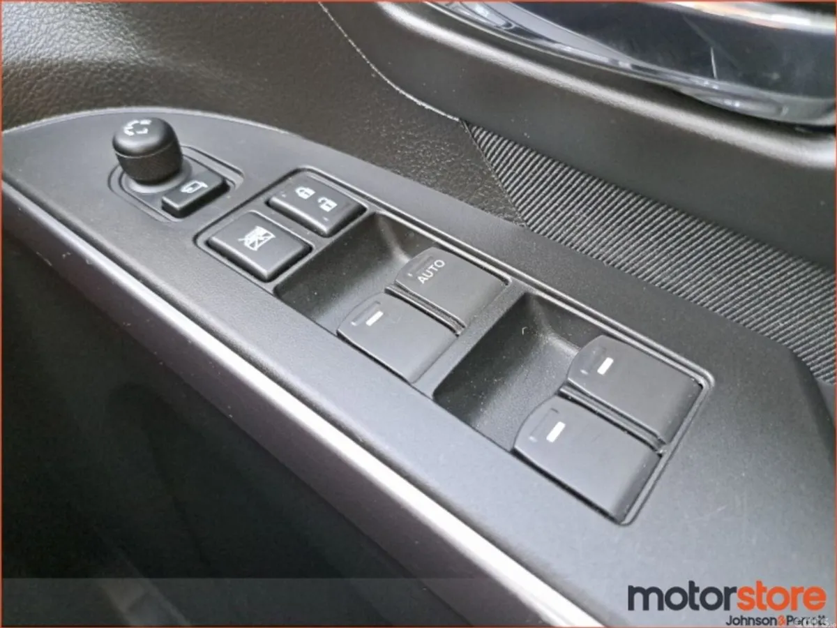 Suzuki SX4 SUV, Petrol Hybrid, 2023, Grey