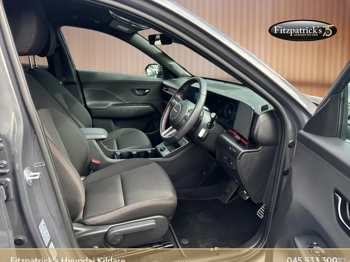 Hyundai KONA Hatchback, Electric, 2025, Grey