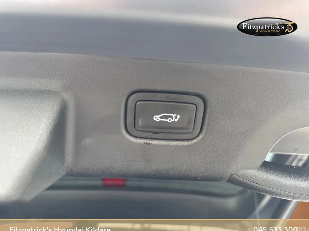 Hyundai KONA Hatchback, Electric, 2025, Grey