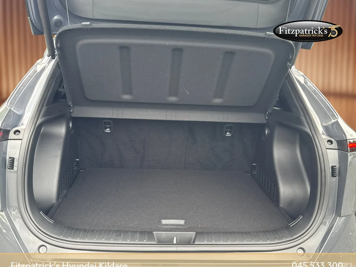 Hyundai KONA Hatchback, Electric, 2025, Grey