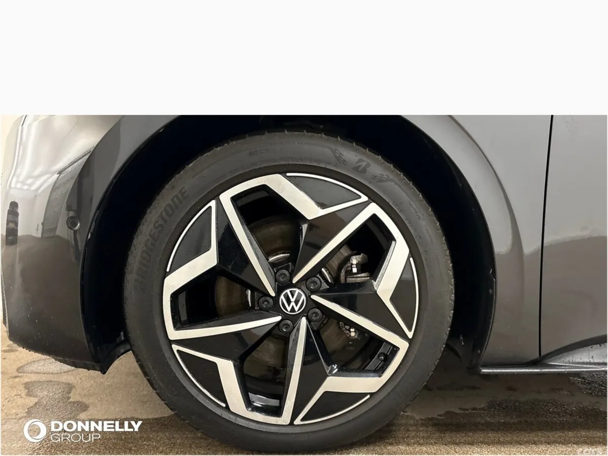 Volkswagen ID.3 Hatchback, Electric, 2023, Grey