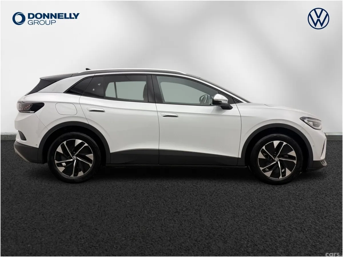 Volkswagen ID.4 Estate, Electric, 2024, White