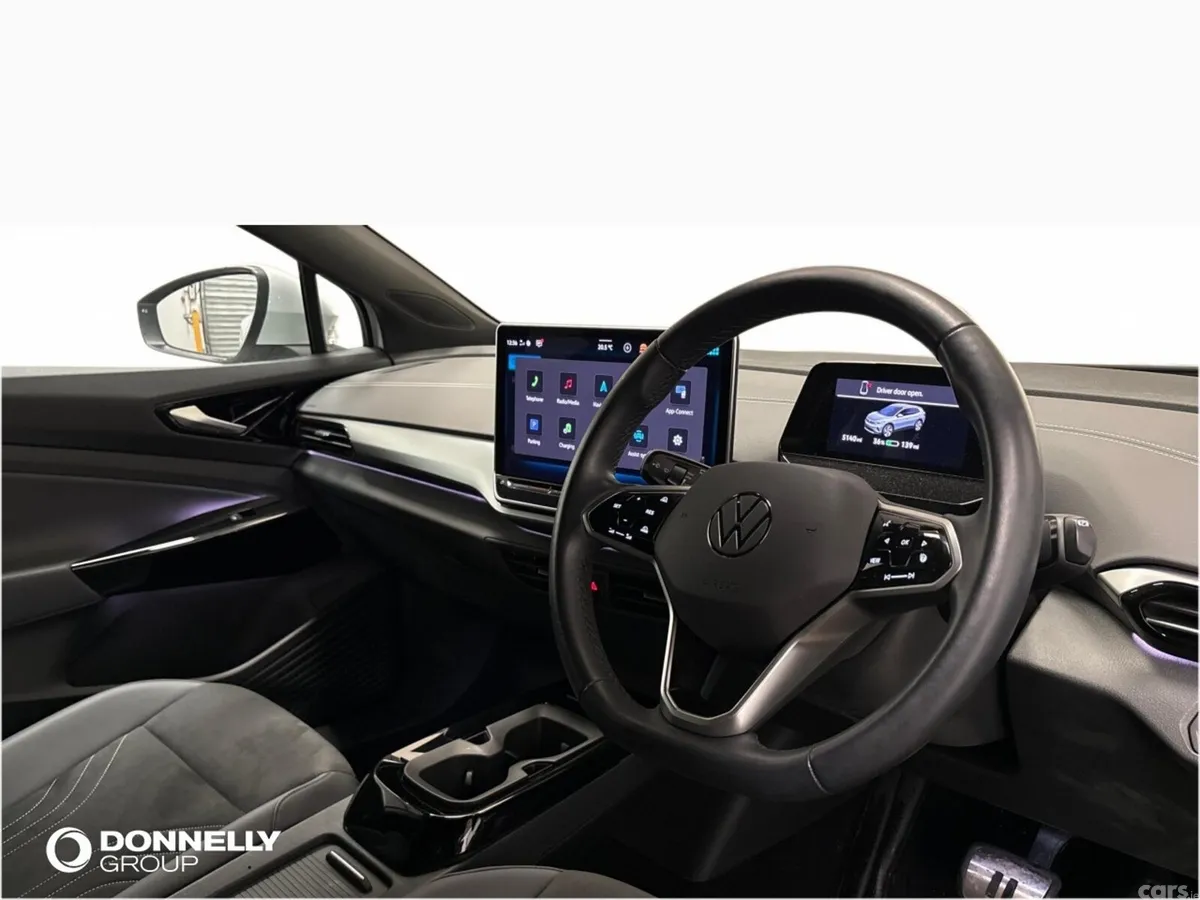 Volkswagen ID.4 Estate, Electric, 2024, White