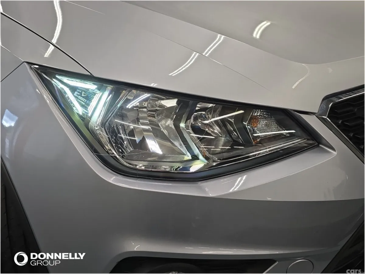 SEAT Arona Hatchback, Petrol, 2020, Silver