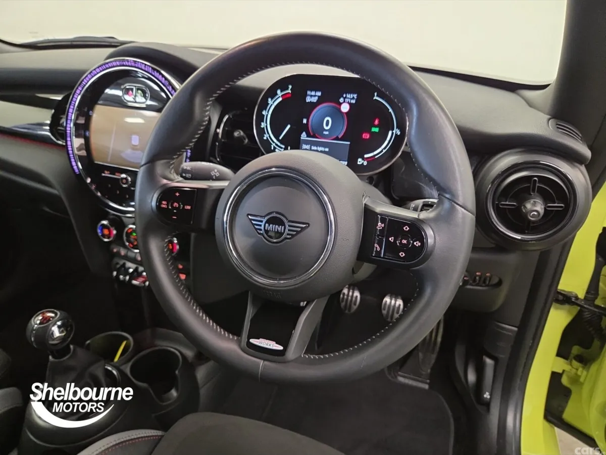 Mini Cooper Hatchback, Petrol, 2023, 