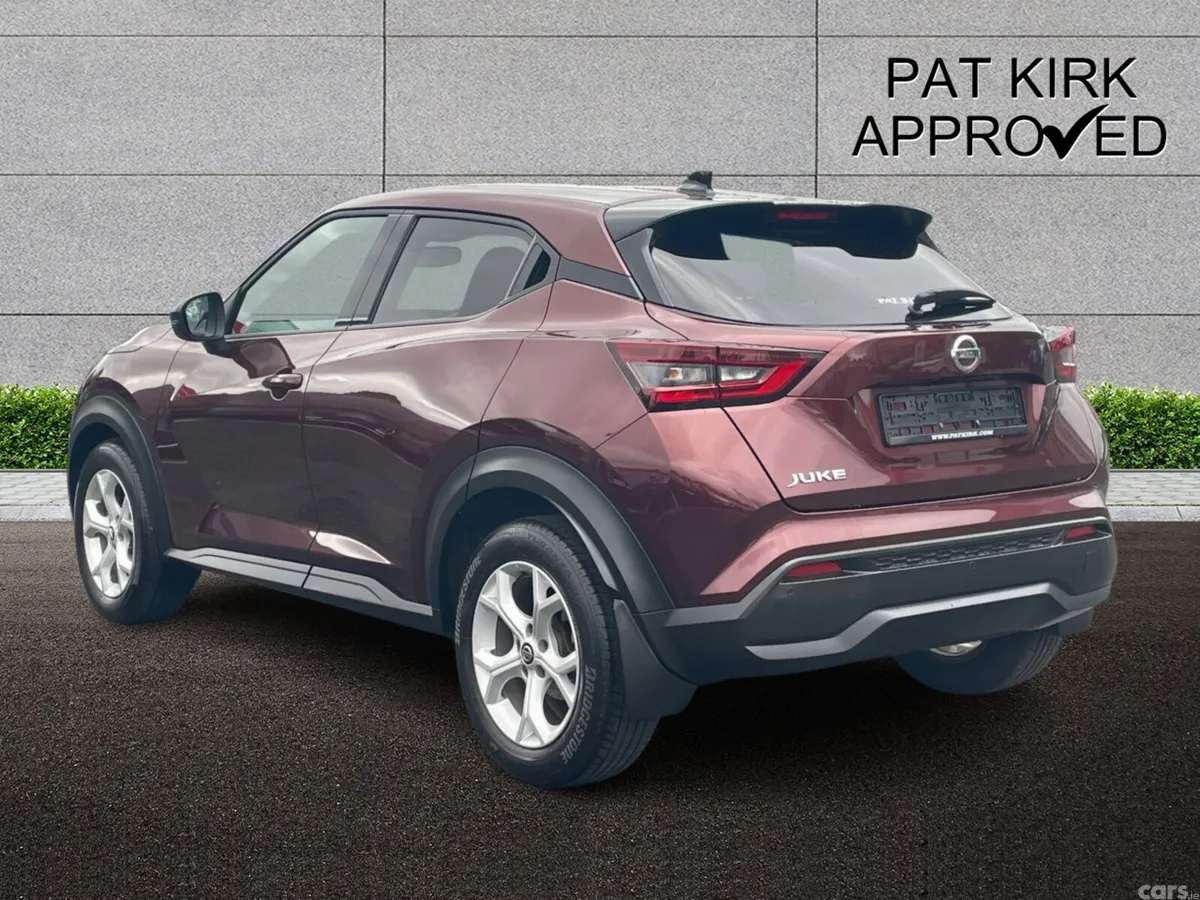Nissan Juke Hatchback, Petrol, 2022, Red