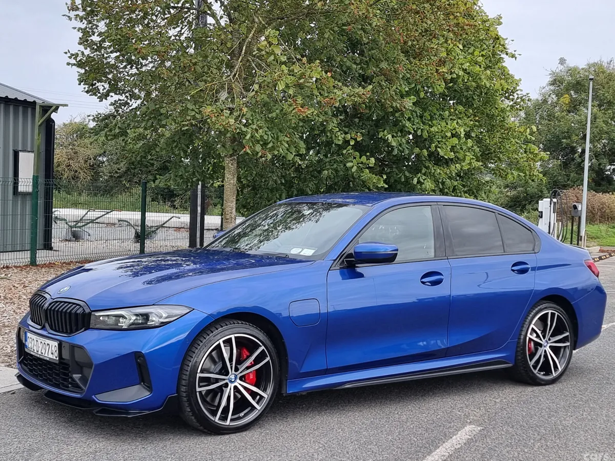 BMW 3-Series Saloon, Petrol Plug-in Hybrid, 2023, Blue