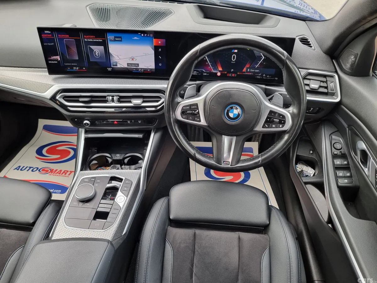 BMW 3-Series Saloon, Petrol Plug-in Hybrid, 2023, Blue
