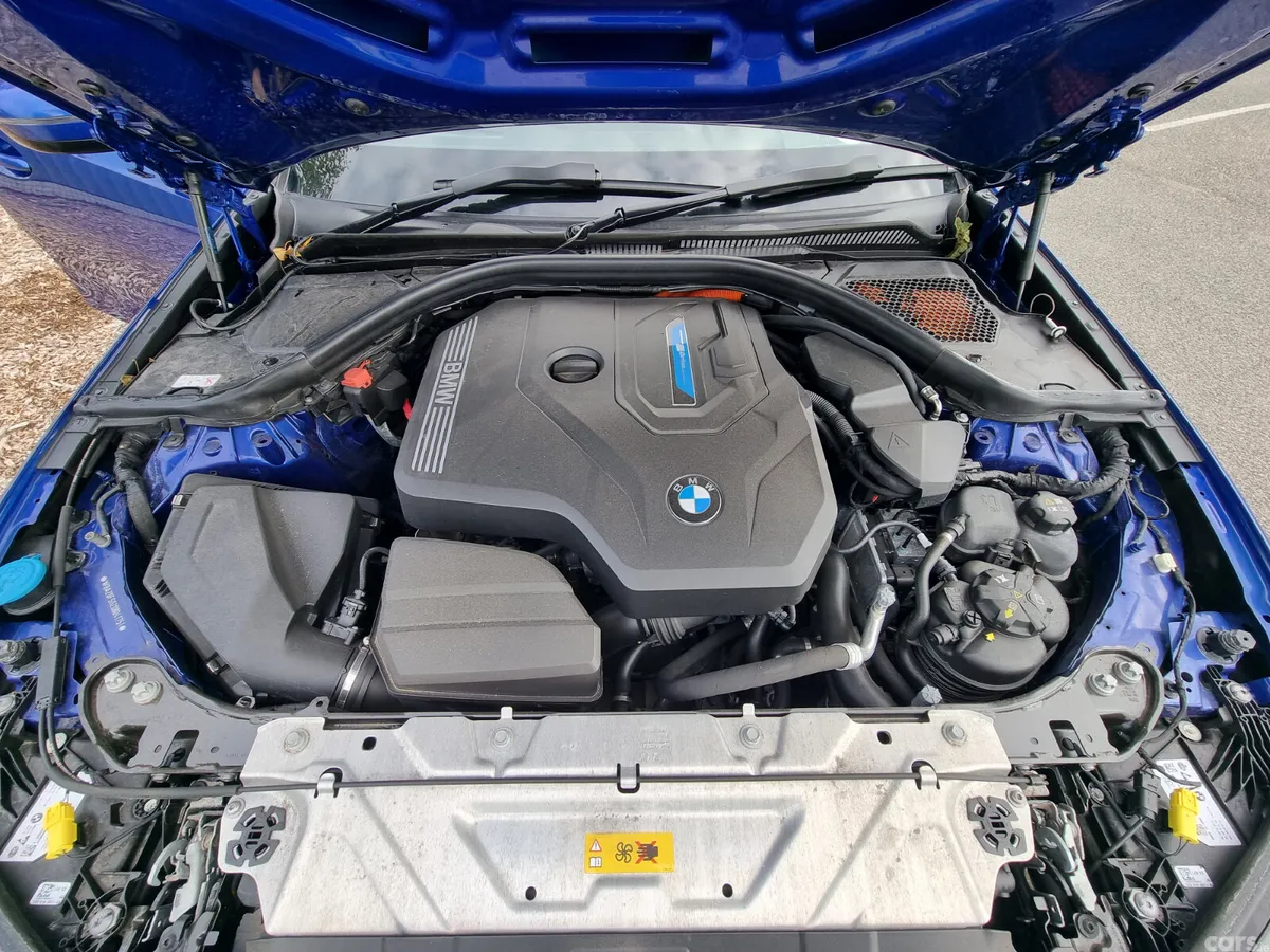 BMW 3-Series Saloon, Petrol Plug-in Hybrid, 2023, Blue