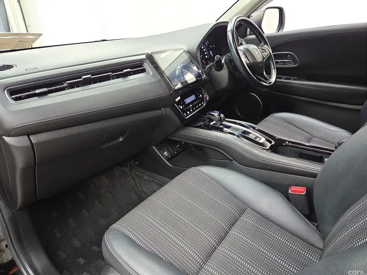Honda Vezel SUV, Petrol Hybrid, 2018, Black