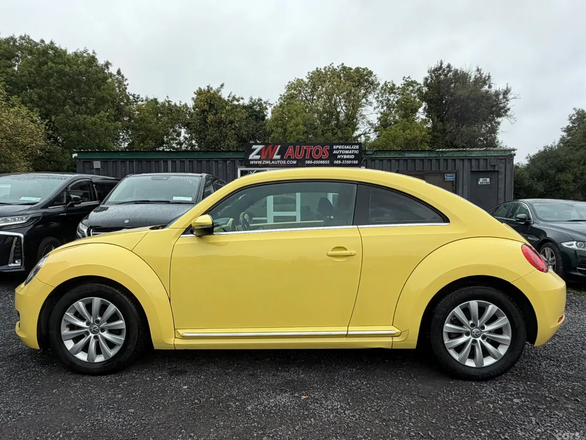 Volkswagen Beetle Coupe, Petrol, 2013, Orange