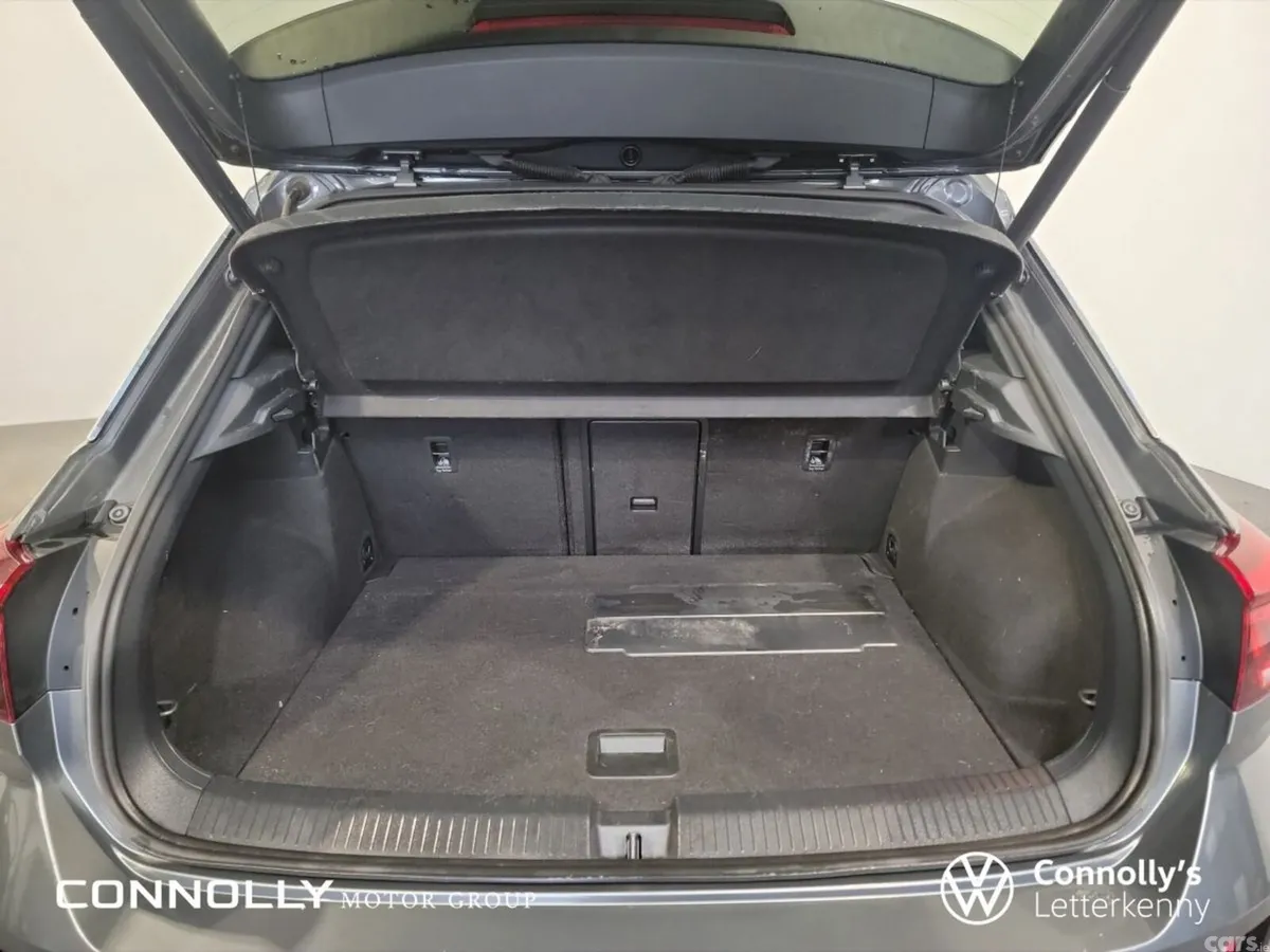 Volkswagen T-Roc SUV, Petrol, 2023, Grey