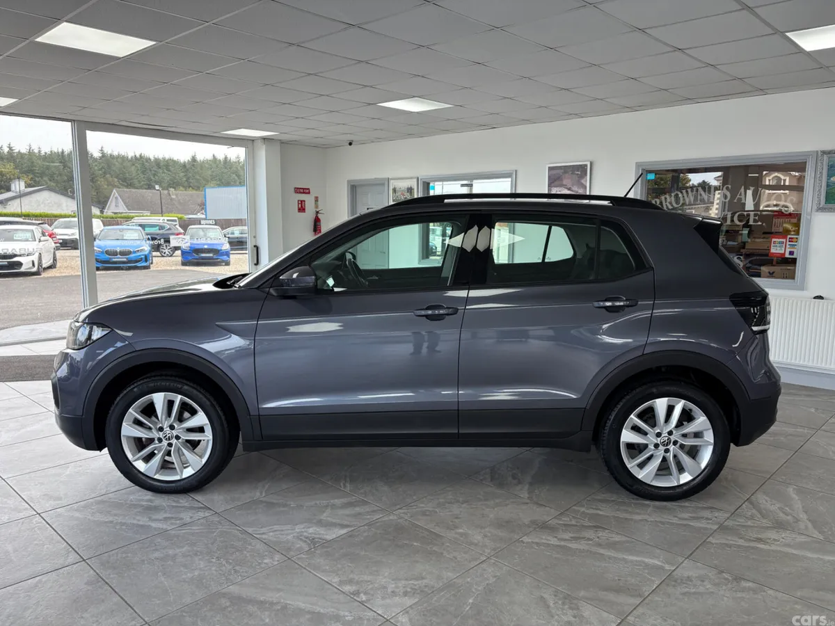 Volkswagen T-Cross SUV, Petrol, 2023, Grey