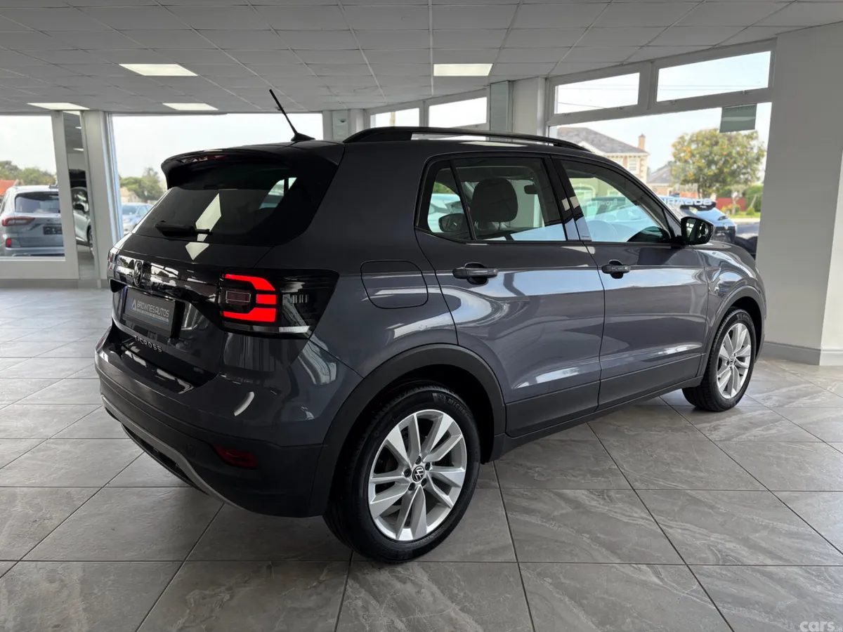Volkswagen T-Cross SUV, Petrol, 2023, Grey