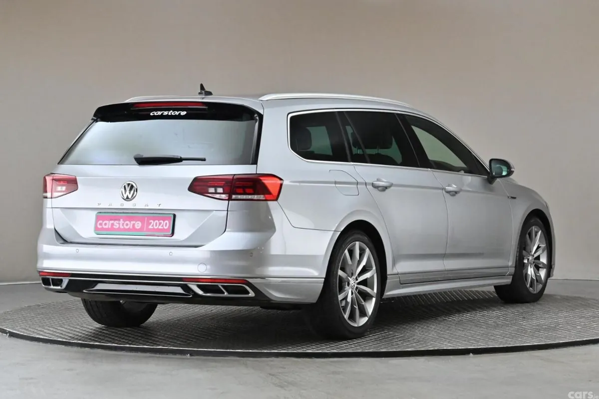 Volkswagen Passat Estate, Diesel, 2020, Grey