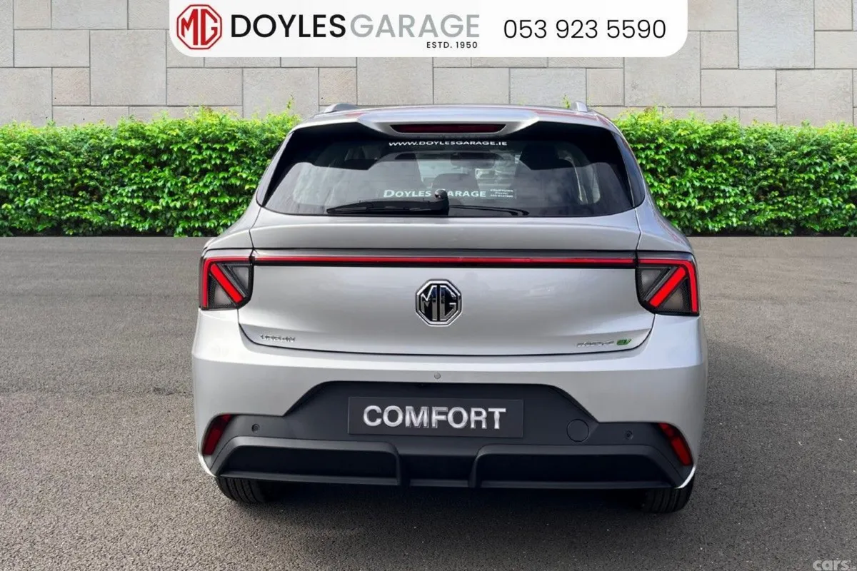 MG MG4 Hatchback, Electric, 2027, Silver