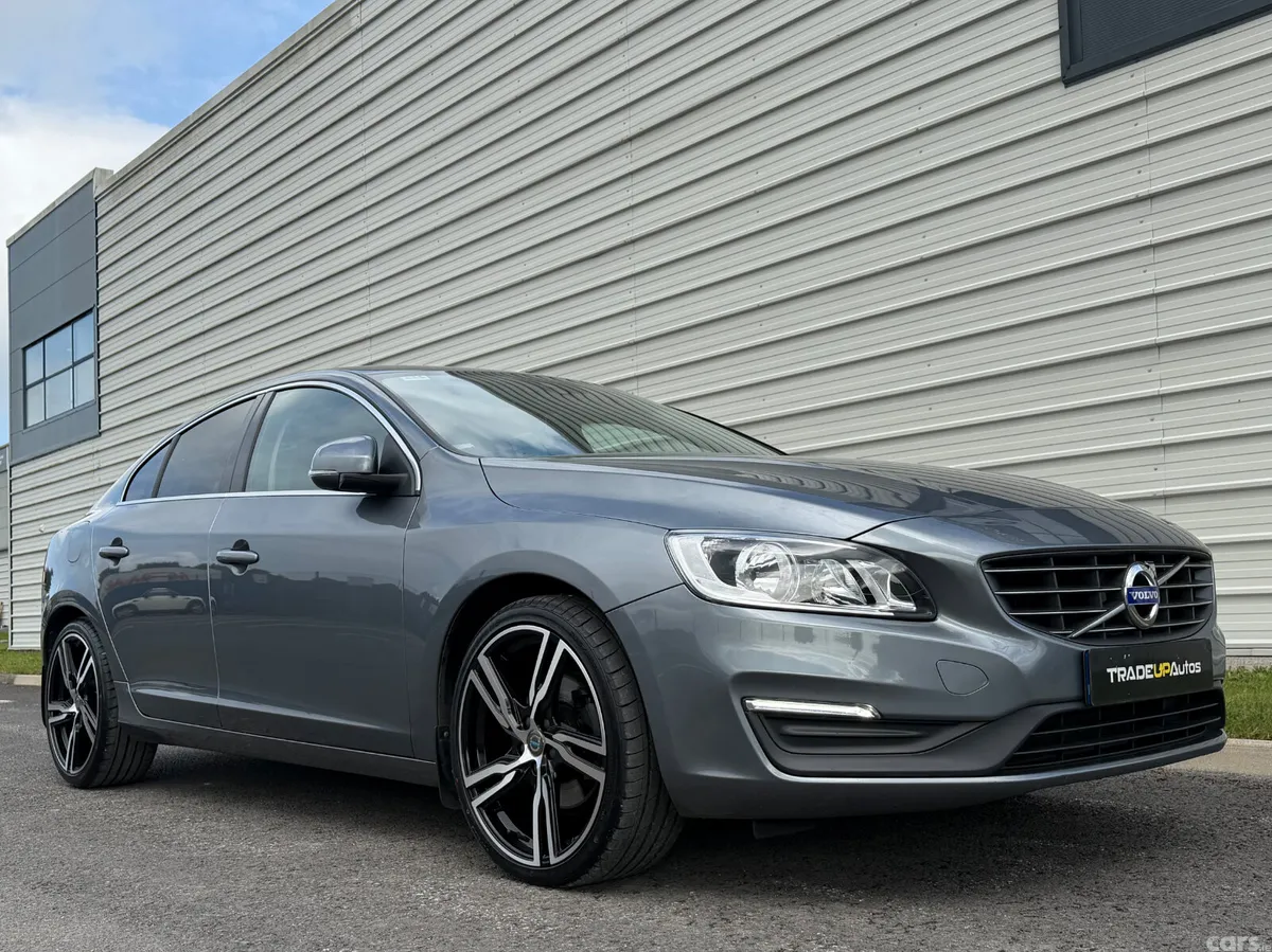 Volvo S60 Saloon, Diesel, 2018, Grey