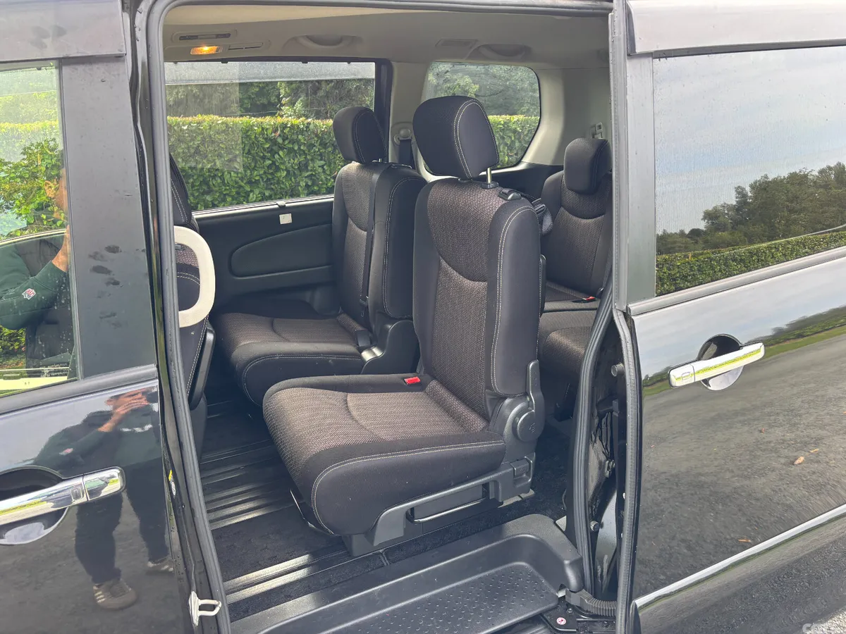 Nissan Serena MPV, Petrol Hybrid, 2015, Black