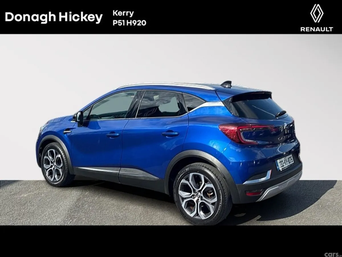 Renault Captur SUV, Petrol Hybrid, 2023, Blue