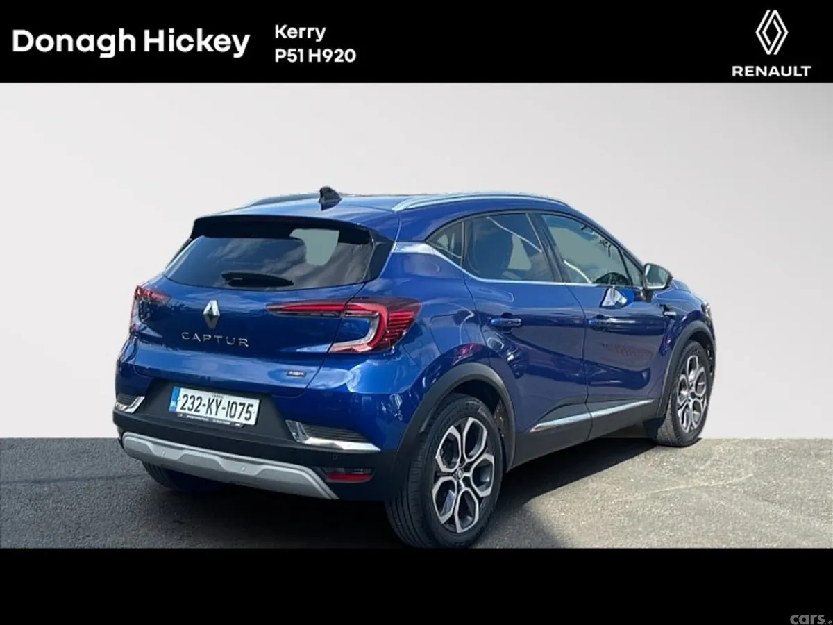 Renault Captur SUV, Petrol Hybrid, 2023, Blue