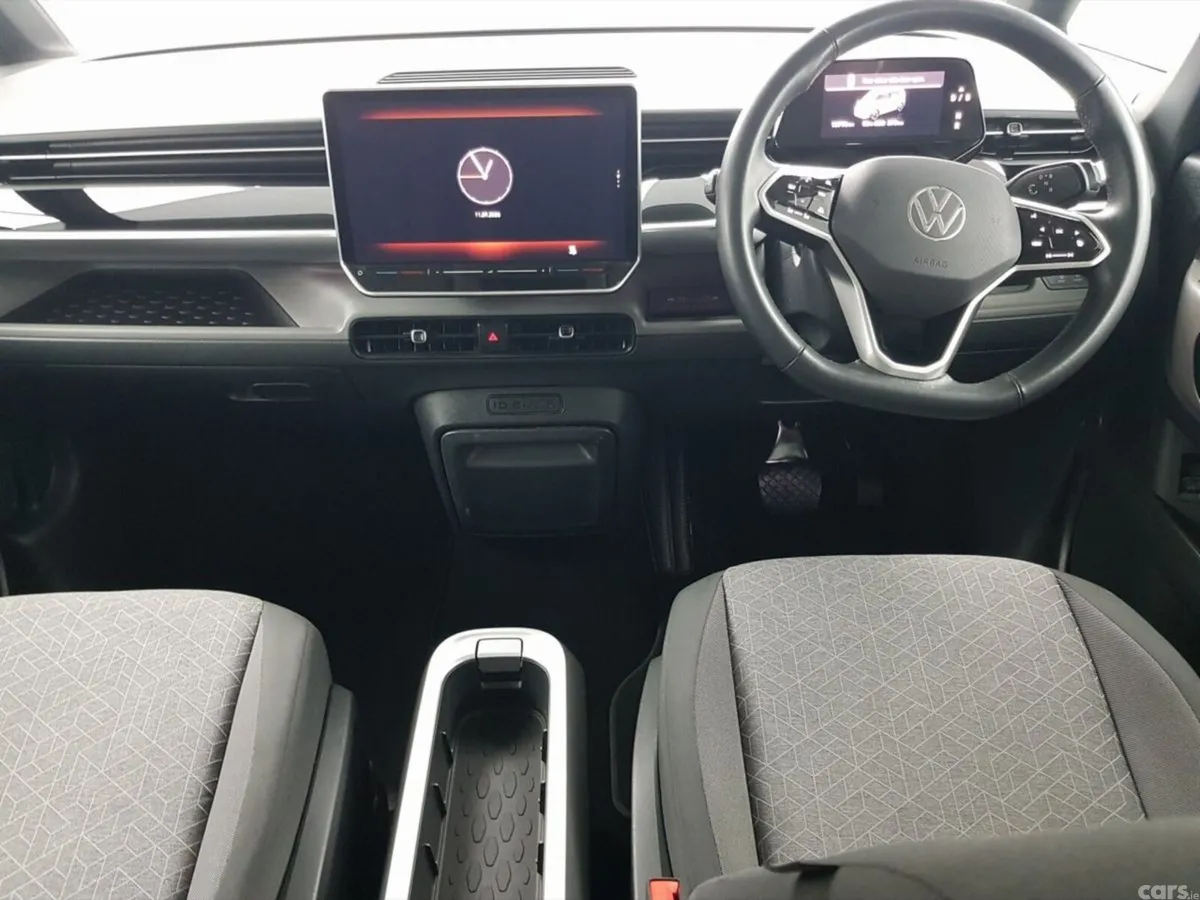 Volkswagen ID.Buzz MPV, Electric, 2025, White