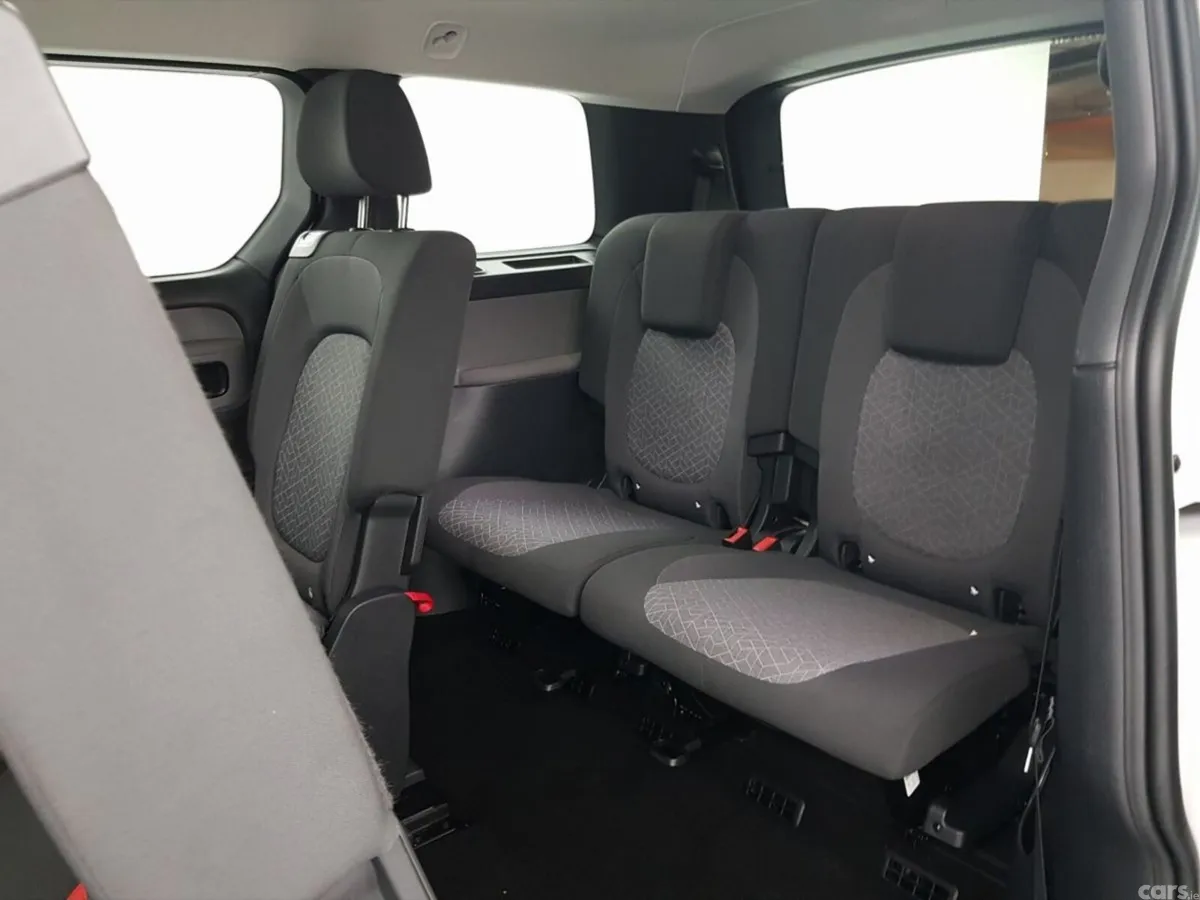 Volkswagen ID.Buzz MPV, Electric, 2025, White