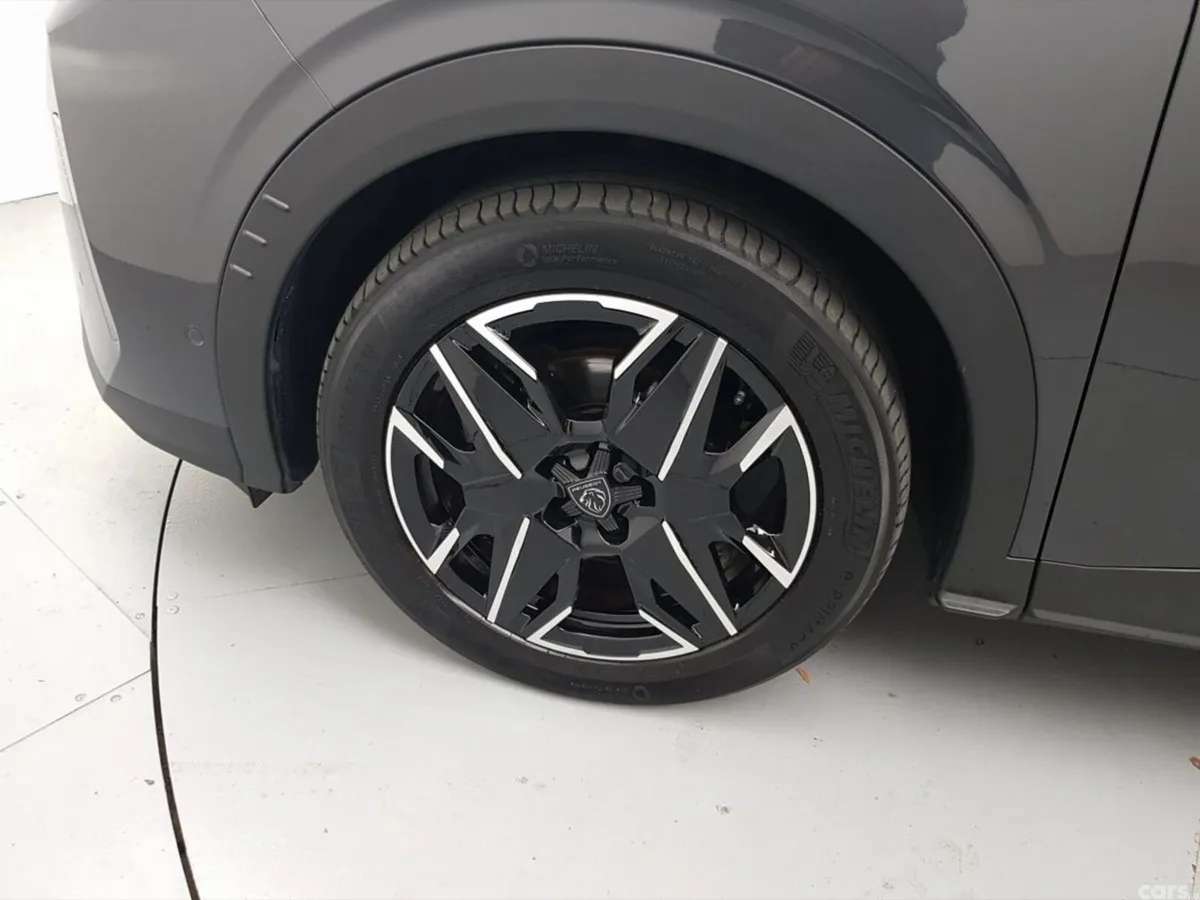 Peugeot 3008 MPV, Petrol Hybrid, 2024, Grey