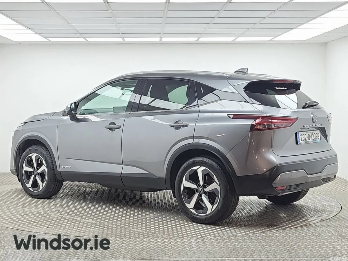 Nissan Qashqai MPV, Petrol Hybrid, 2023, Grey