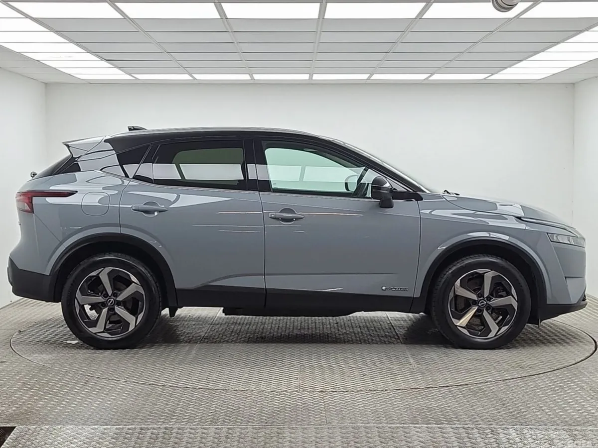 Nissan Qashqai MPV, Petrol, 2024, Grey