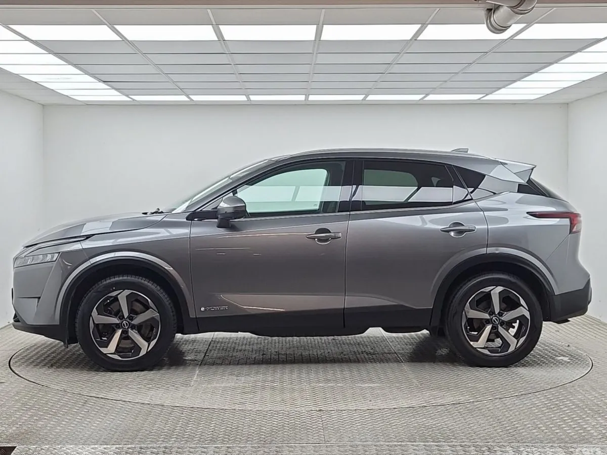 Nissan Qashqai MPV, Petrol Hybrid, 2023, Grey