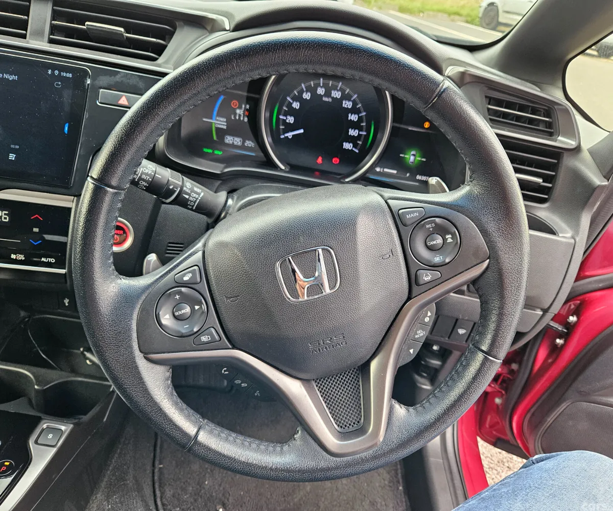 Honda Fit Hatchback, Petrol Hybrid, 2018, Red