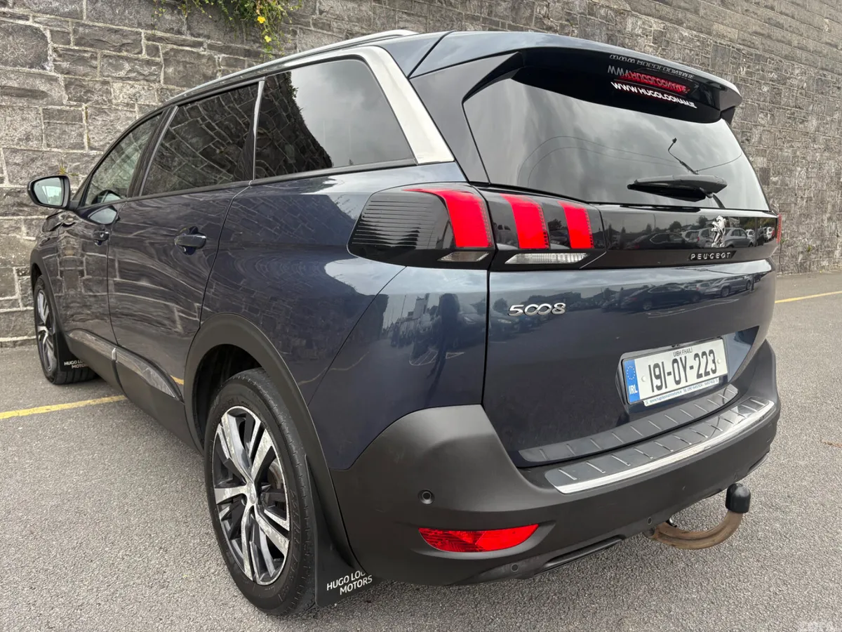 Peugeot 5008 MPV, Diesel, 2019, Blue
