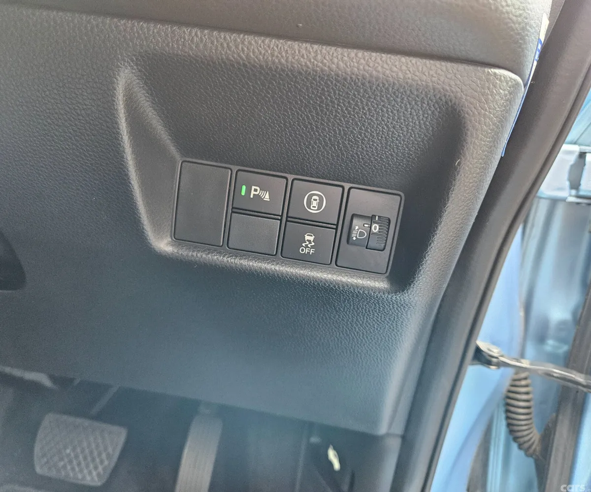 Honda Fit Hatchback, Petrol Hybrid, 2020, Blue