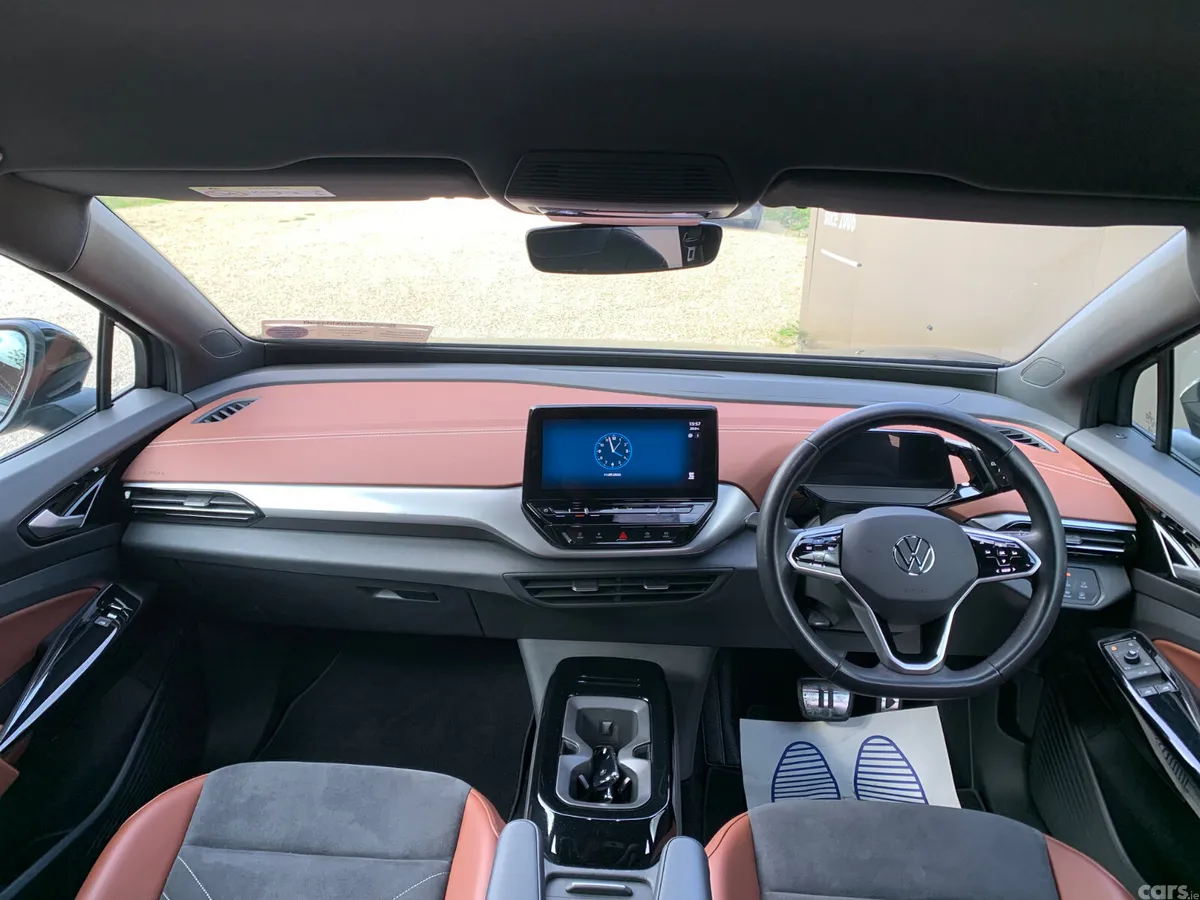 Volkswagen ID.4 Estate, Electric, 2023, Black
