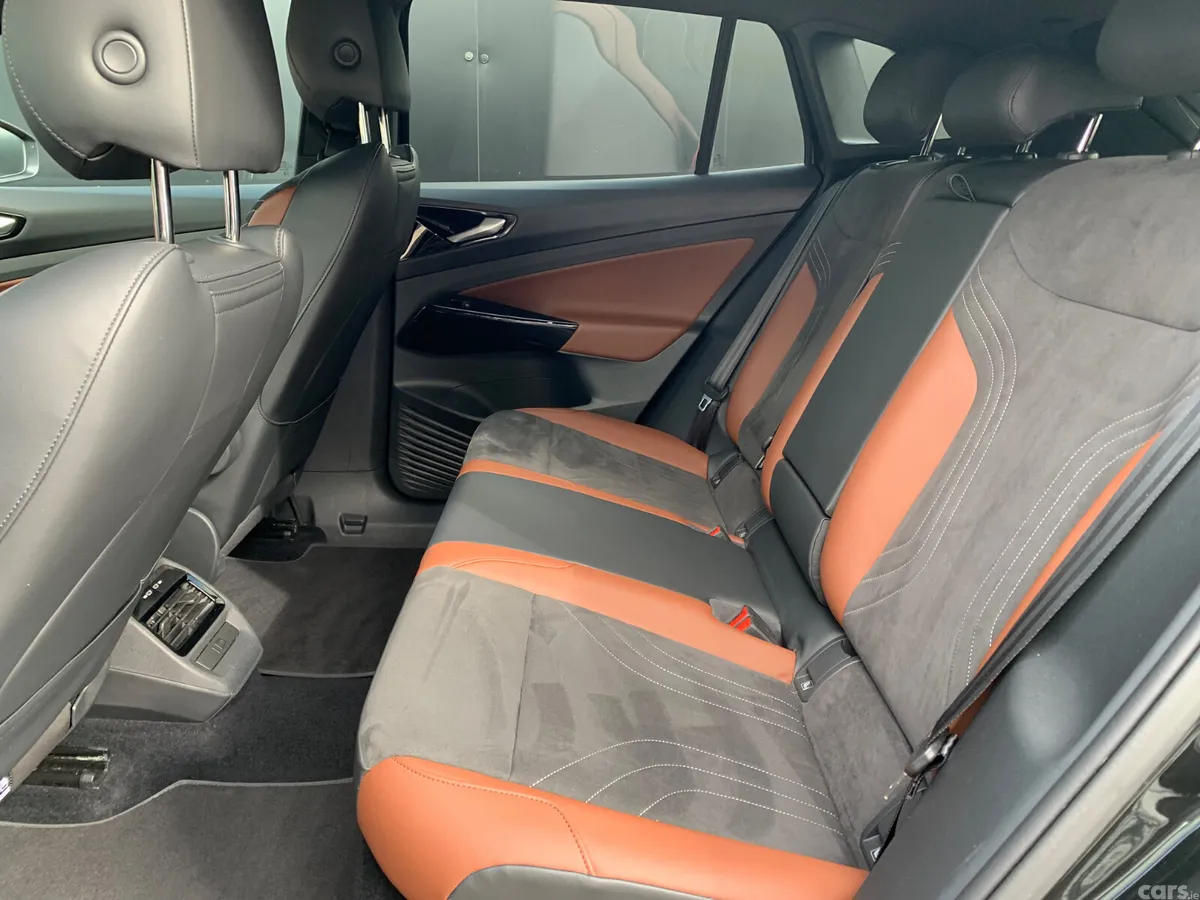 Volkswagen ID.4 Estate, Electric, 2023, Black