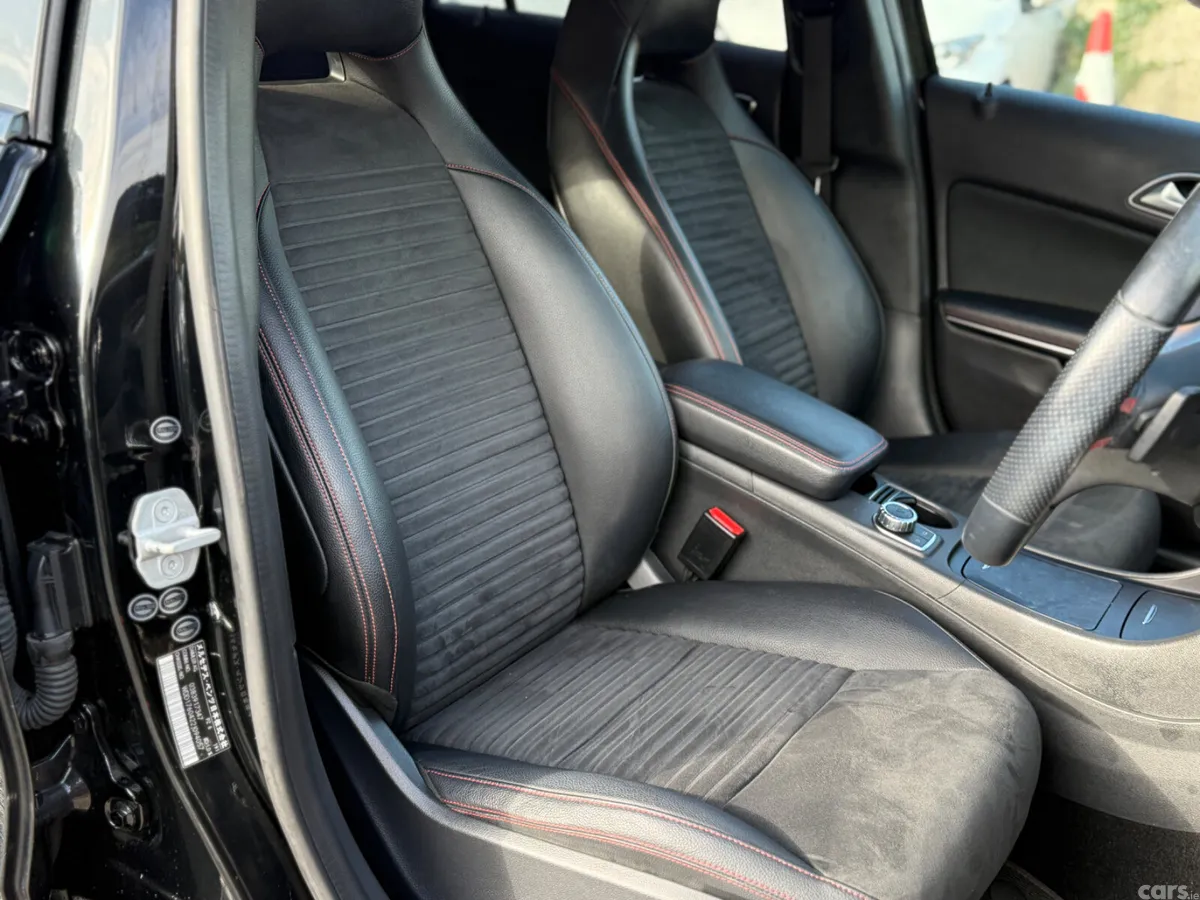 Mercedes-Benz A-Class Hatchback, Petrol, 2013, Black