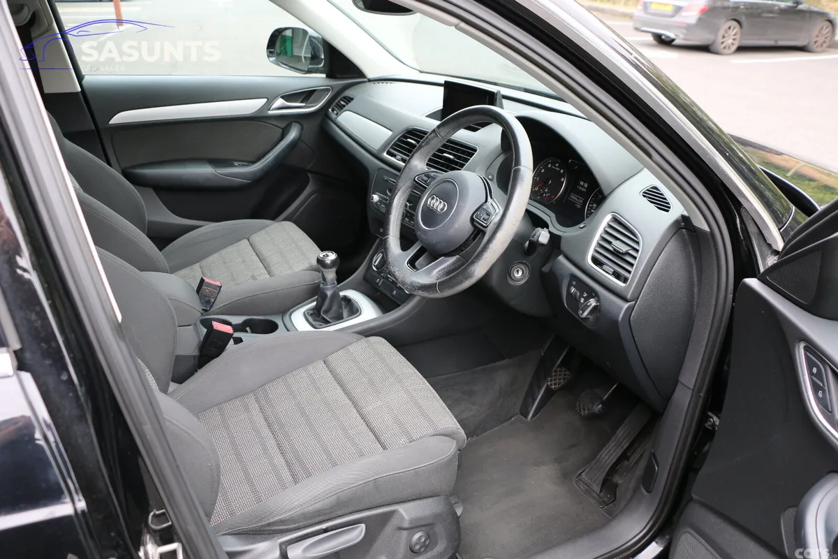 Audi Q3 SUV, Petrol, 2015, Black