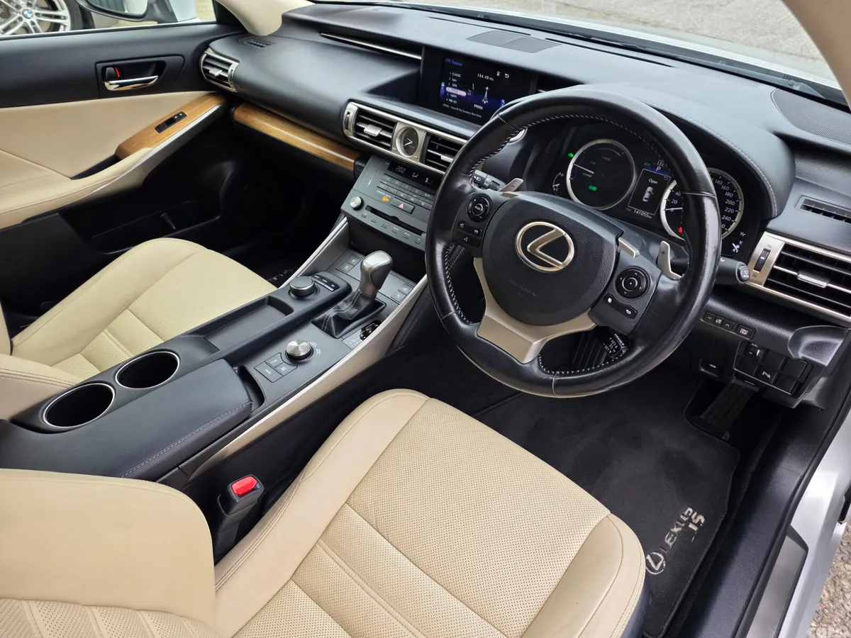 Lexus IS Saloon, Petrol Hybrid, 2017, Grey