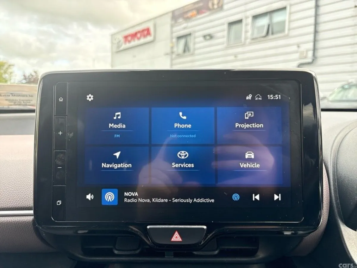Toyota Yaris Cross Hatchback, Petrol Hybrid, 2023, Red